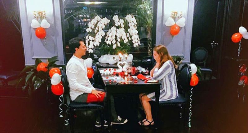 Buổi tối lãng mạn trên du thuyền cùng người ấy 