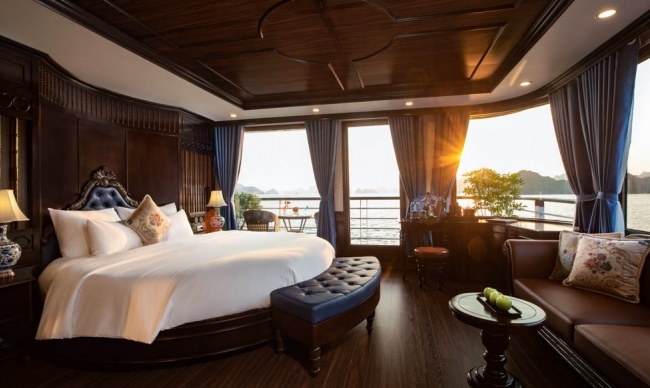 Tận hưởng nghỉ dưỡng cao cấp trên du thuyền 5 sao La Casta Cruise