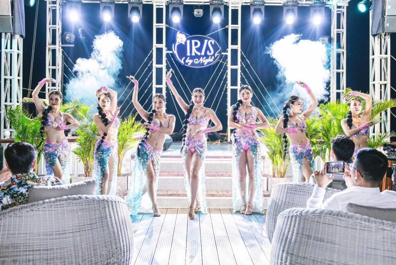Show diễn độc đáo trên du thuyền Iris Cruise